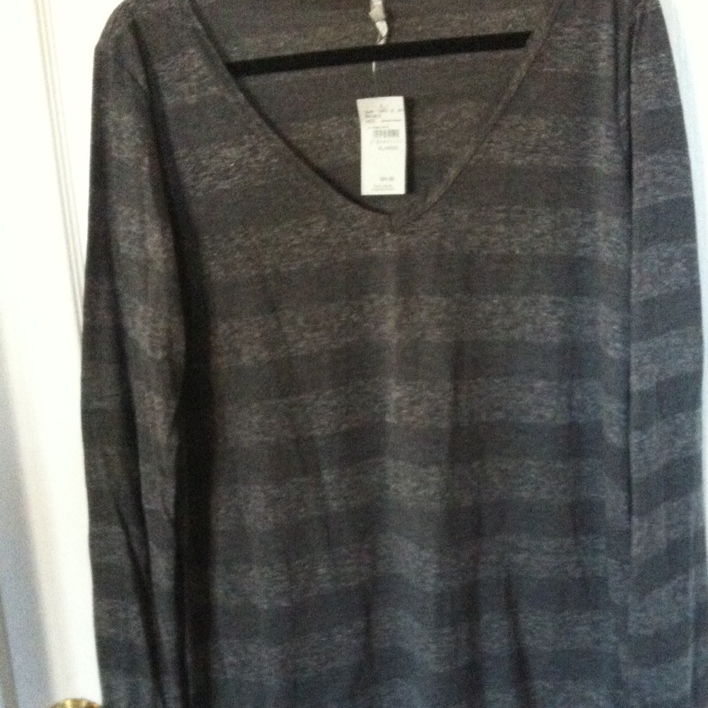 BKE long sleeved top